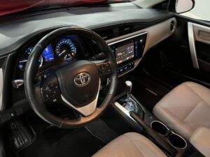 COROLLA 2019 05.jpg