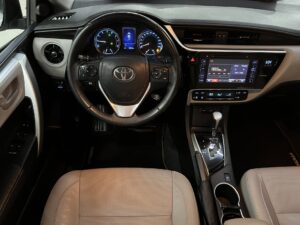 COROLLA 2019 07.jpg