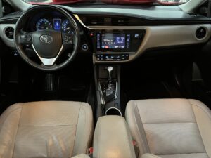 COROLLA 2019 08.jpg